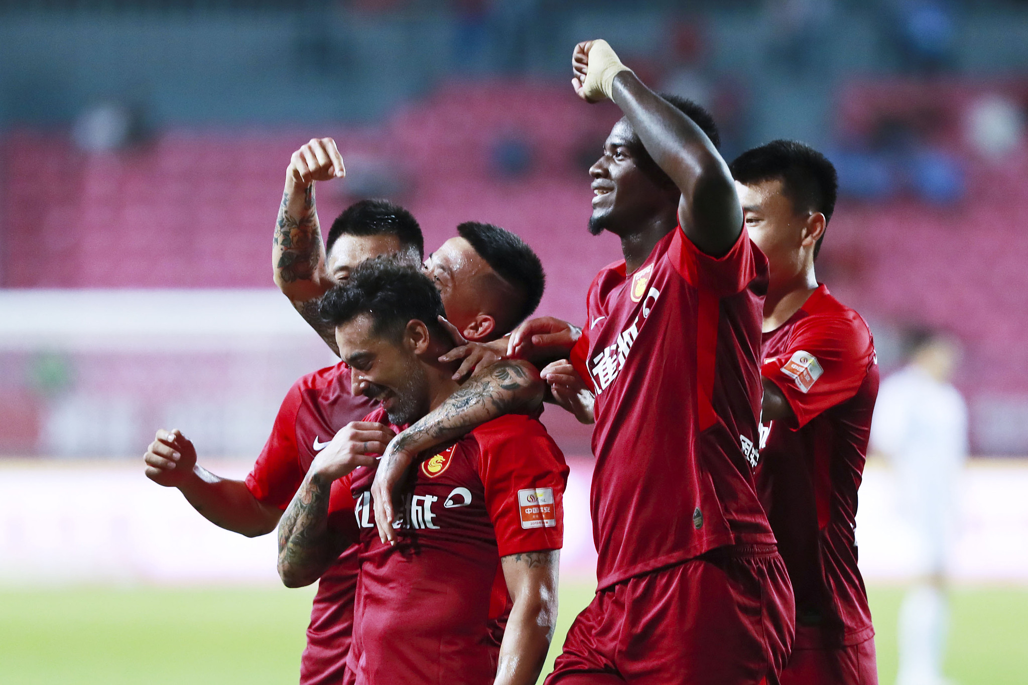 首以盼的心 首以盼的心