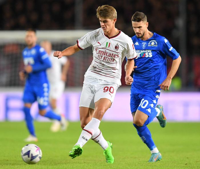 西蒙斯快下 西蒙斯快下