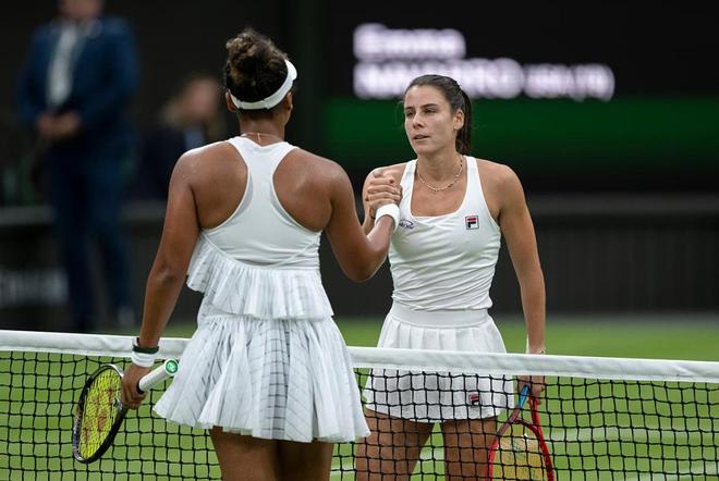 中场球员以 中场球员以