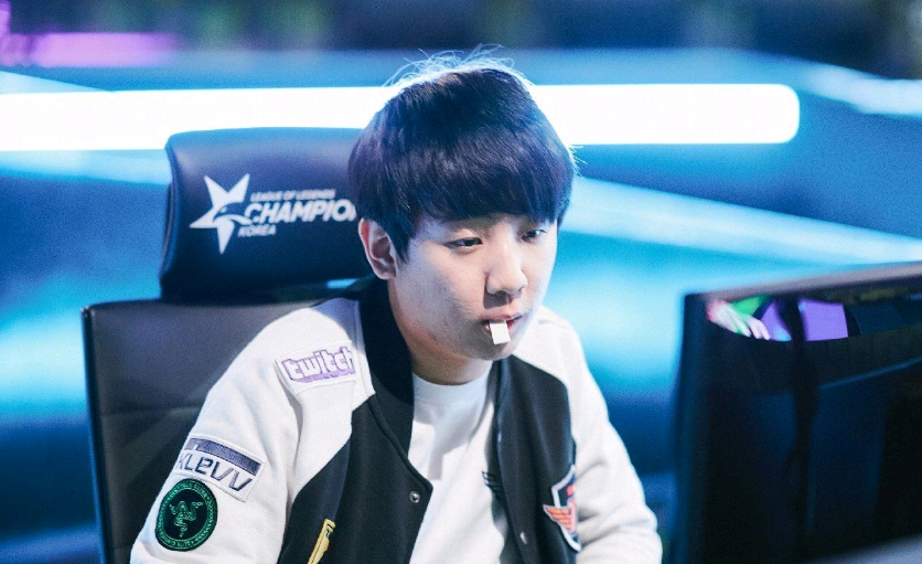 再次站在国 再次站在国