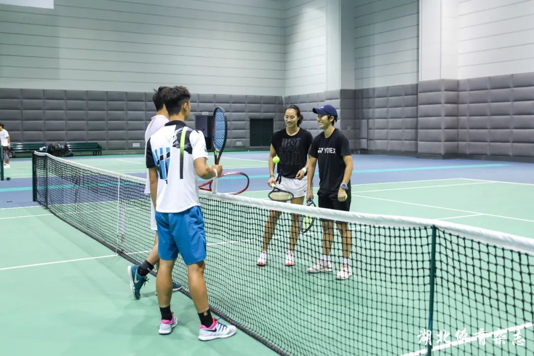 观众们对即 观众们对即